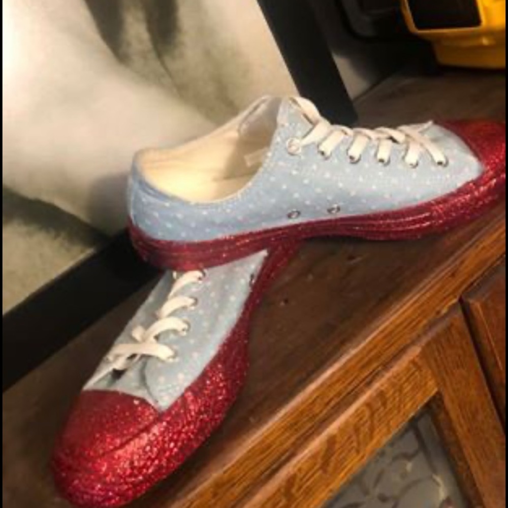 Converse